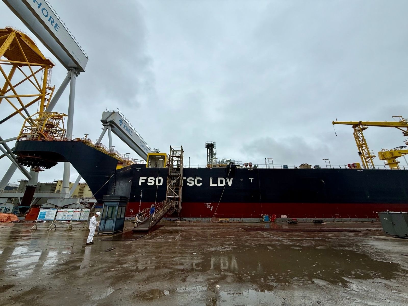 FSO Lạc Đà Vàng - Công trình kho nổi xuất dầu thô PTSC đi vào hoạt động sau lễ đặt tên chính thức