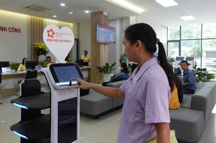 Đẩy mạnh công nghệ số giúp phân cấp, phân quyền hiệu quả, minh bạch - Đài Phát thanh và truyền hình Hà Nội