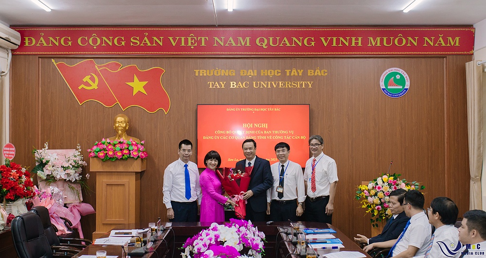 Đảng uỷ Trường Đại học Tây Bắc tổ chức Hội nghị công bố Quyết định của Ban thường vụ Đảng ủy các cơ quan Đảng tỉnh về công tác cán bộ