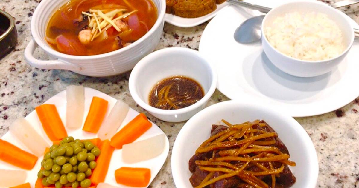 Canh Bạch Tuộc Cà Chua Nấu Gừng - Thịt Bò Kho Gừng (bữa cơm gia đình)