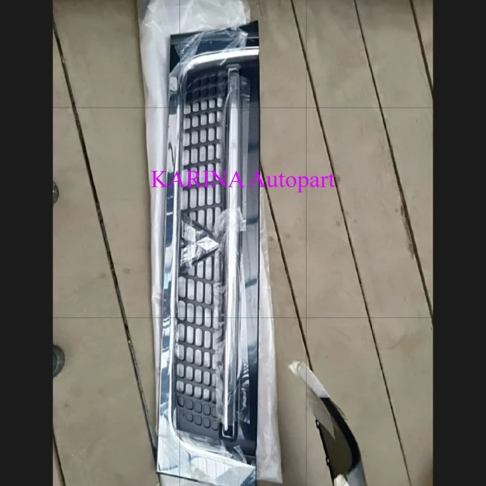 Grill Canter 136ps Original KTB KM004747M untuk Penampilan Optimal