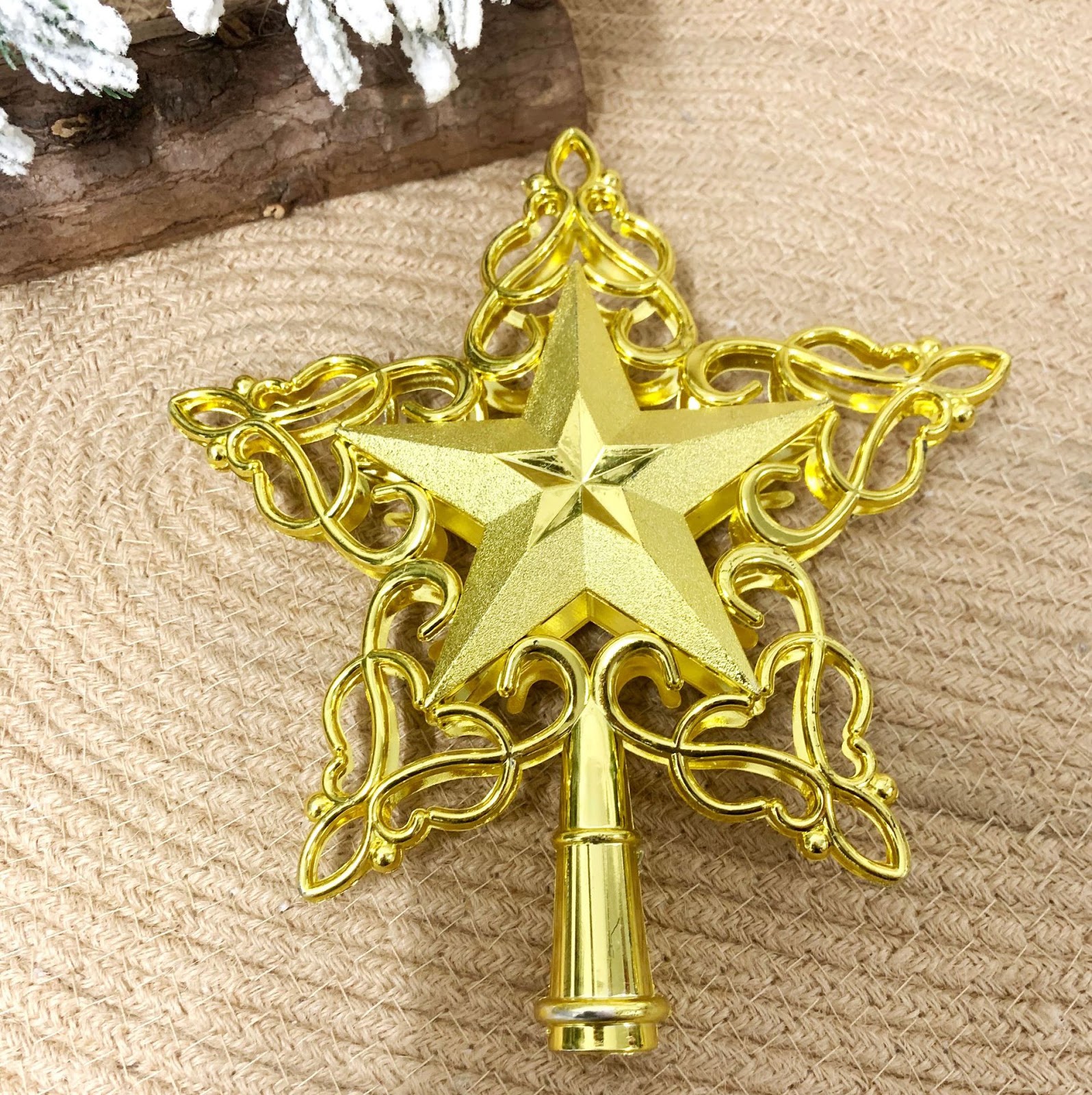 Weihnachtsbaum-Spitzenstern, 3D-Design mit Spitzenmuster