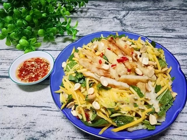 Gỏi Xoài Khô Cá Bò