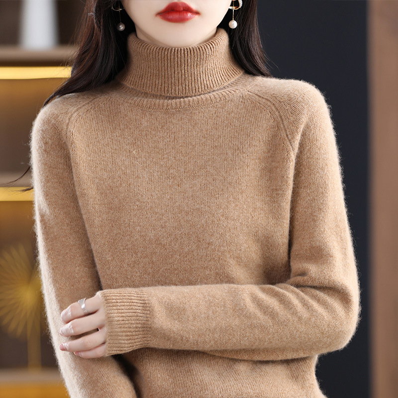 Women's knitted sweater with stand-up collar, loose and long-sleeved