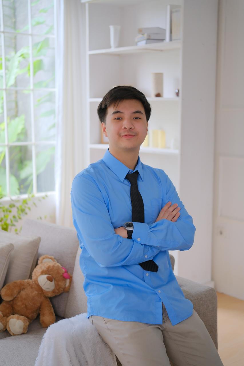 Evan Manuel Senowijaya