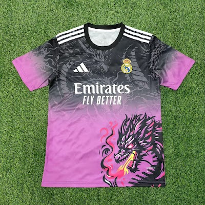 25-26 Real Madrid Edición Especial Dragón Morado.jpeg