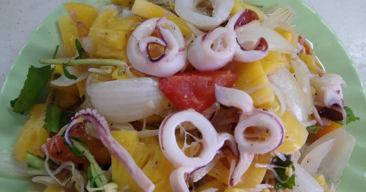 Mực xào rau củ