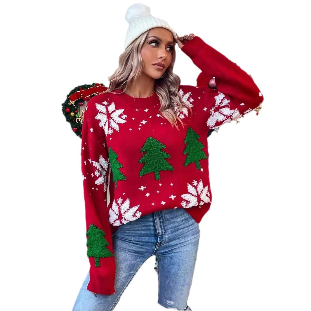 Knitted sweater with Christmas motif