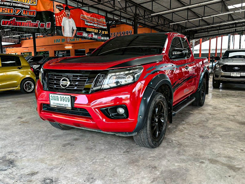 NISSAN NAVARA