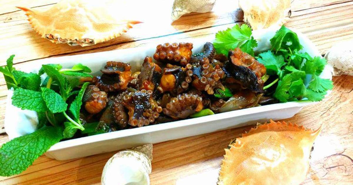 Bạch tuộc xào gừng cay