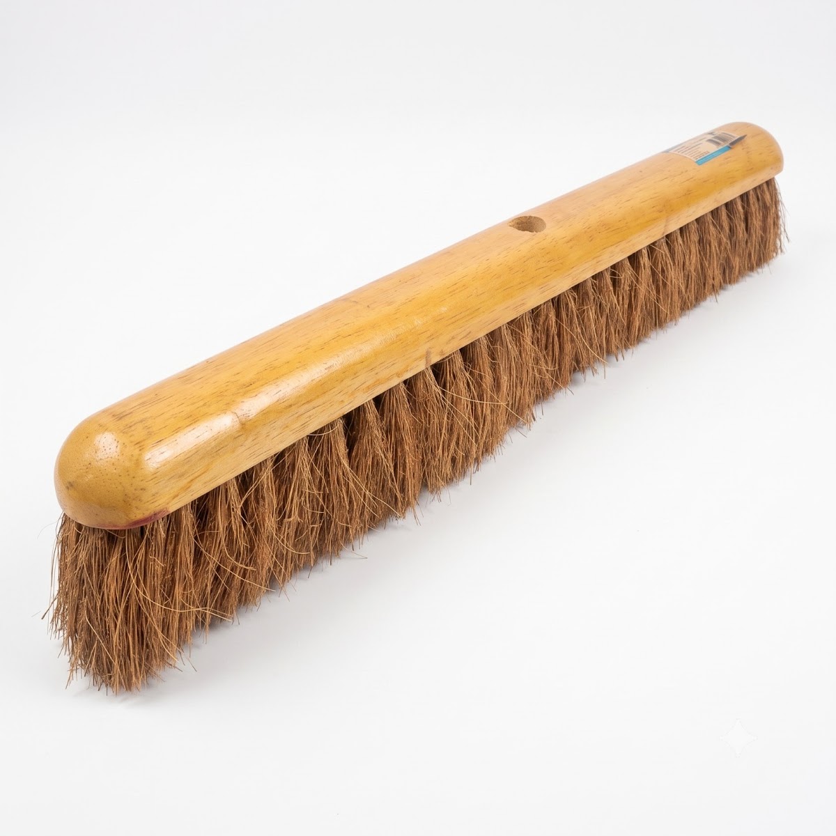 60CM HALF ROUND VARNISH NATURAL COCO BROOM