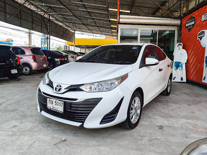 TOYOTA YARIS ATIV