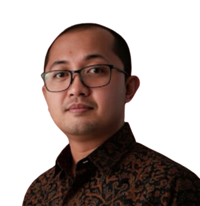 Praktisi Advotax dengan pengalaman di bidang audit dan perpajakan Indonesia
