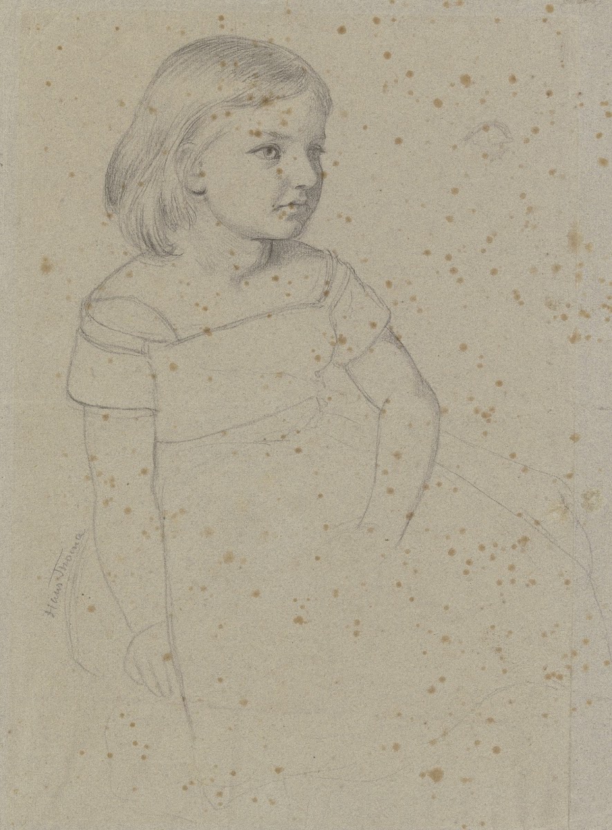 Sitzendes kleines Mädchen in ganzer Figur