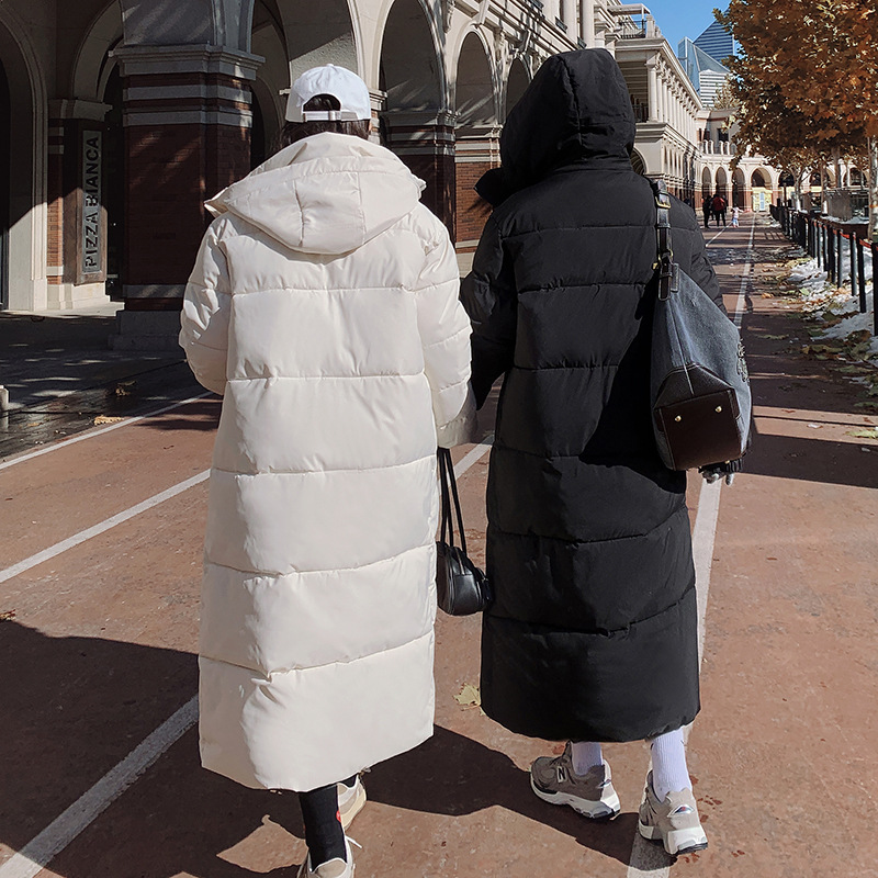 Long, quilted women's coat, knee-length