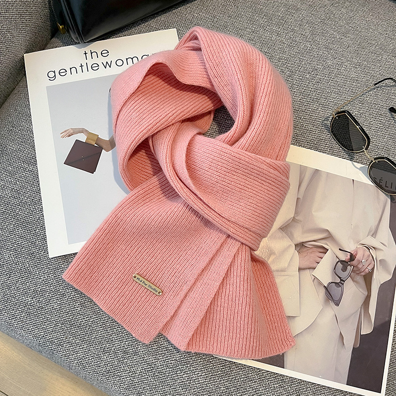 Knitted scarf made of pure wool, 162x33 cm