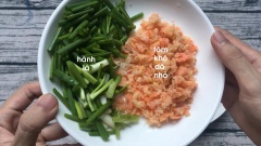 Thành quả được 1 bát canh chua măng tôm khô hấp dẫn.