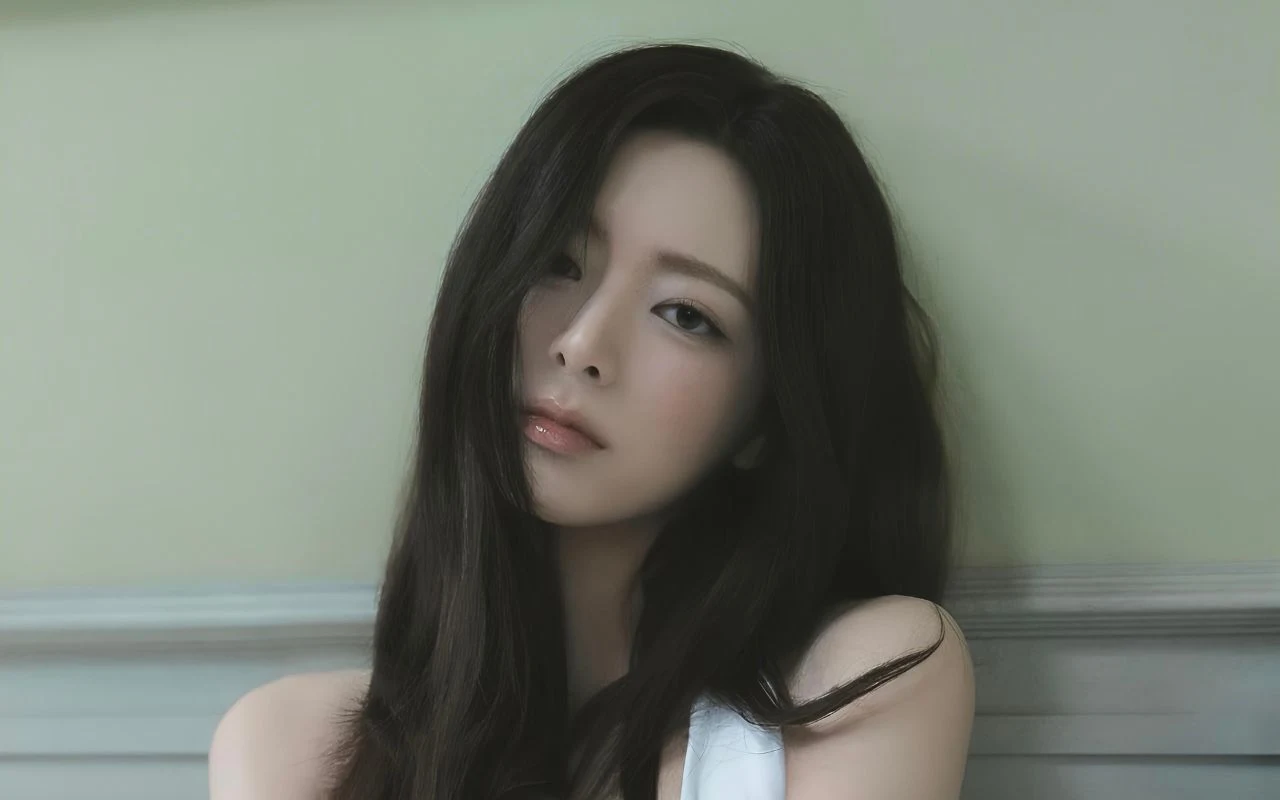 ITZY's Yuna Withdraws From Shenzhen Fan Sign Due to Health Concerns