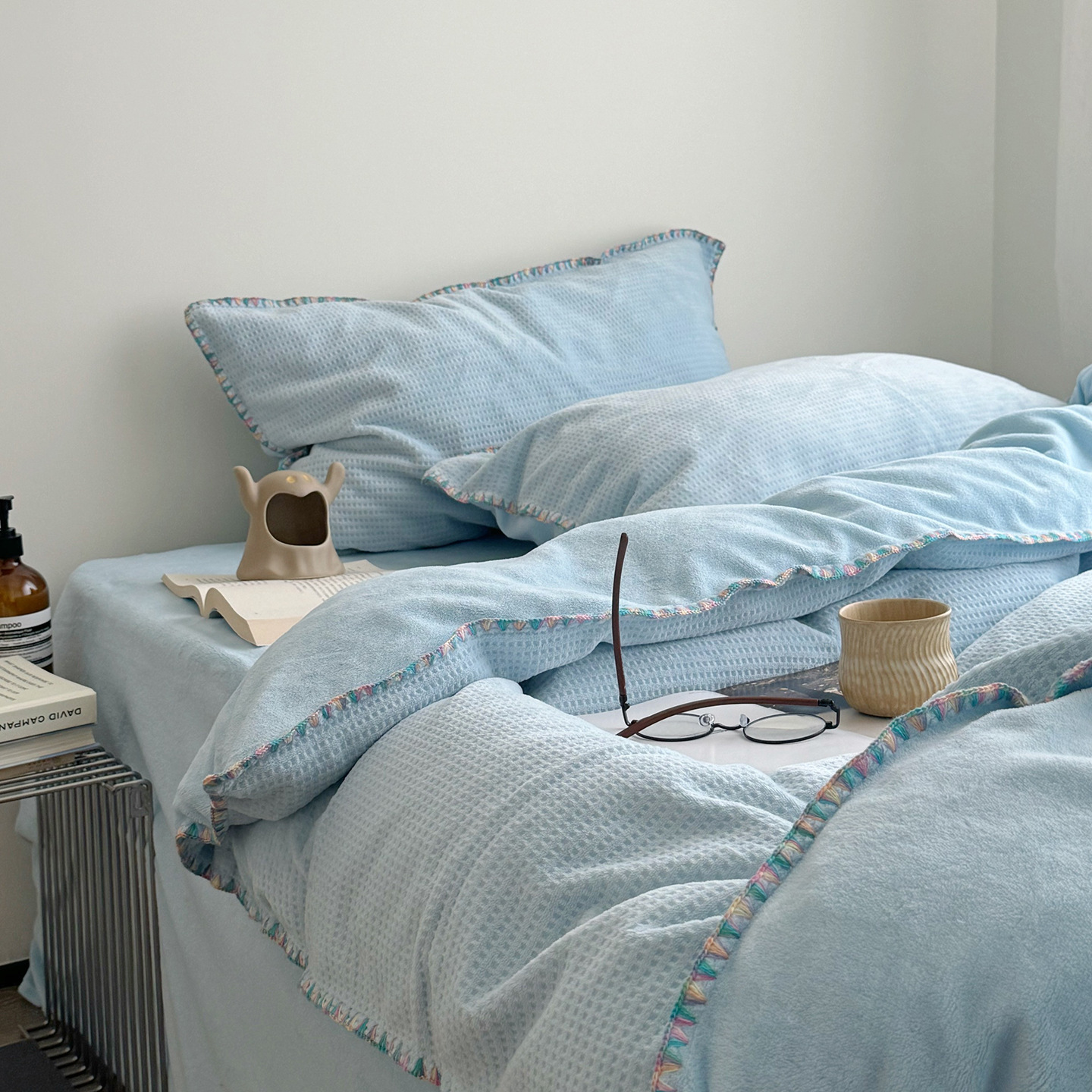 Wafer Fleece Bedding Set with Shell Hem