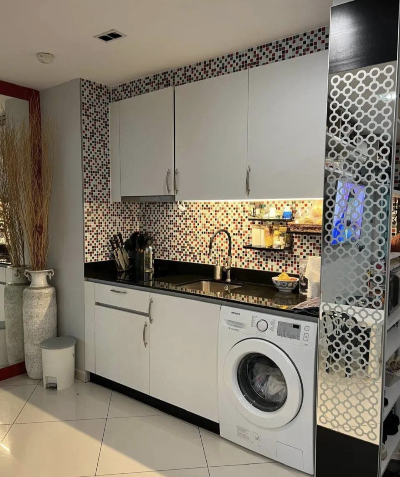 Beach Mountain  Hot - 2 Bed, Floor 4 8