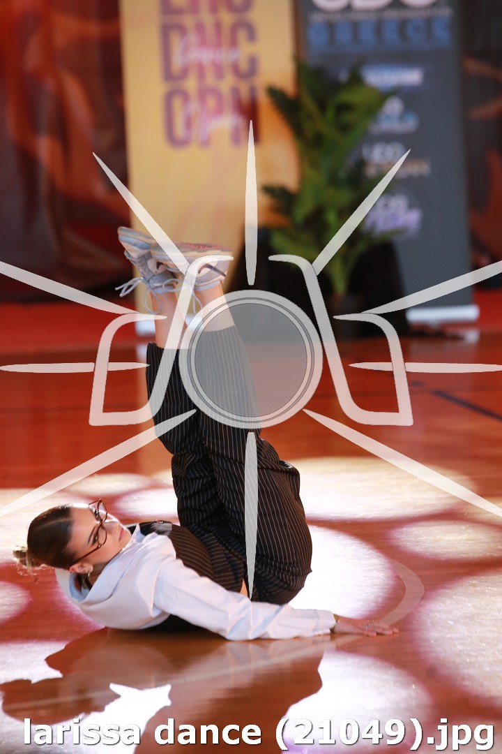 larissa dance (21049).jpg