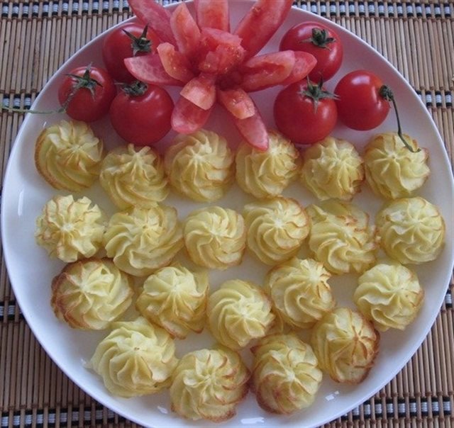 Bánh Khoai Tây Nướng Giòn Nóng