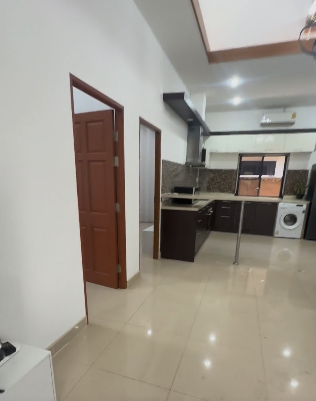 Jomtien Beach Condo S1 - Studio, Floor 5 5