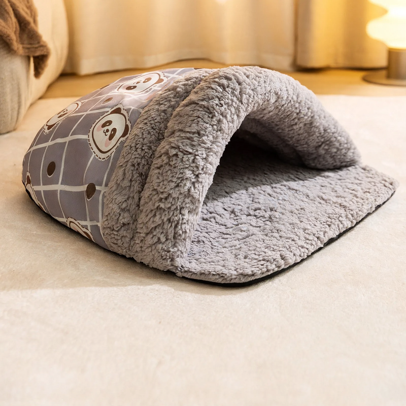 Semi-enclosed pet bed with cushion, polyester