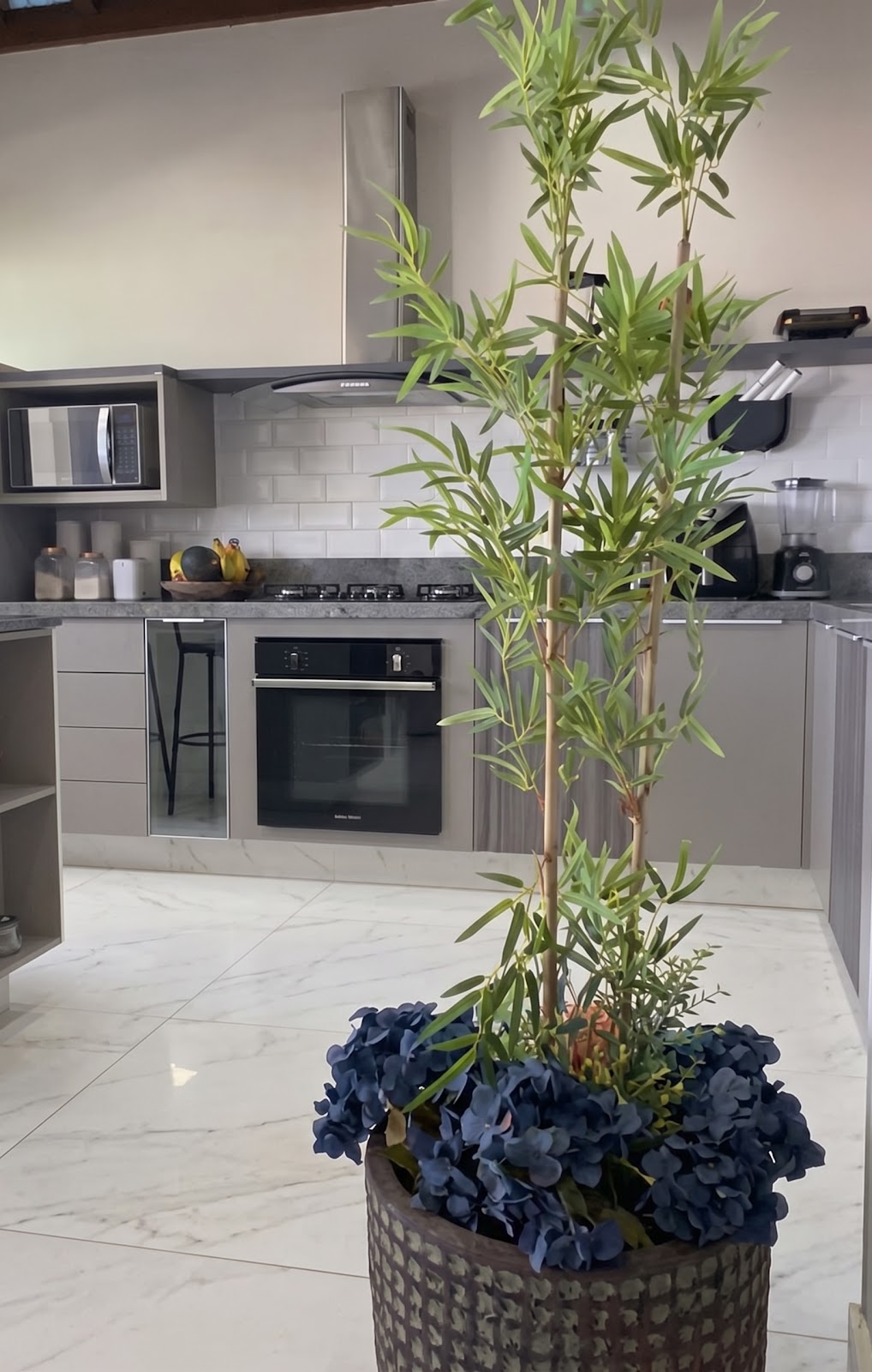 Apartamento, Itaigara