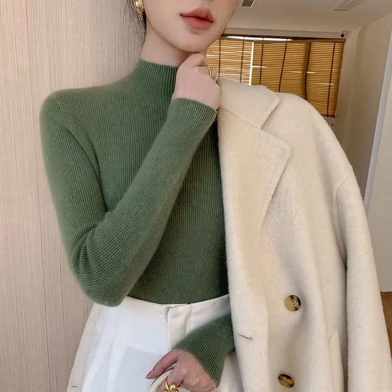 Women's wool knit sweater, stand-up collar, fitted