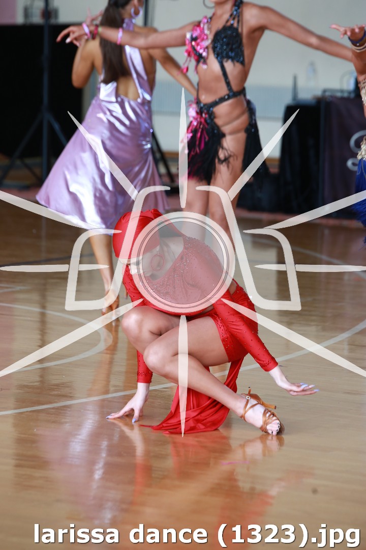 larissa dance (1323).jpg