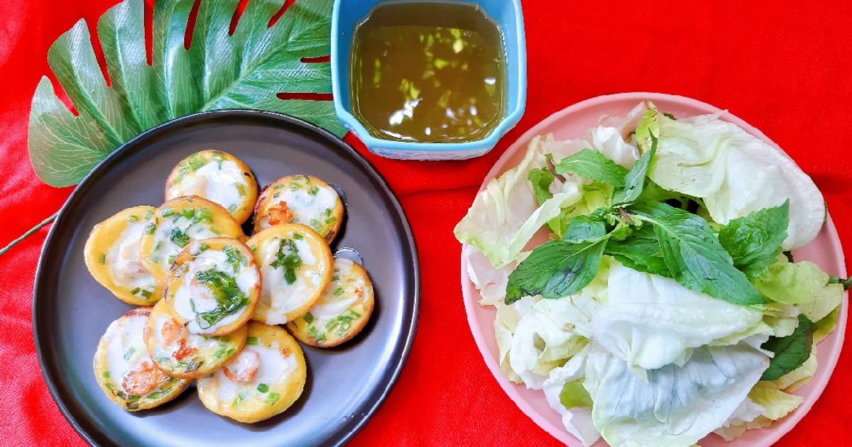 Bánh khọt tôm mực cốt dừa