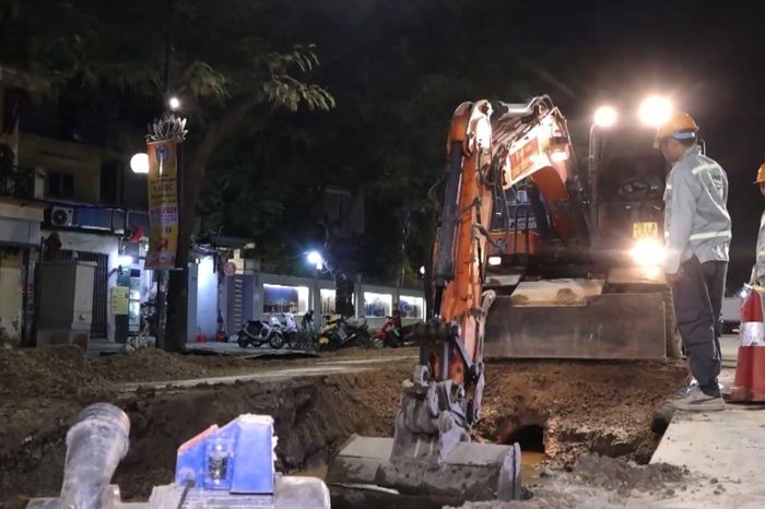 Siết chặt công tác vệ sinh môi trường trên các công trường xây dựng - Đài Phát thanh và truyền hình Hà Nội