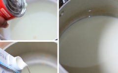 Trứng gà đập ra tô, khuấy đều. Cho sữa đặc, sữa tươi không đường vào nồi, nấu sôi lăn tăn thì tắt bếp.