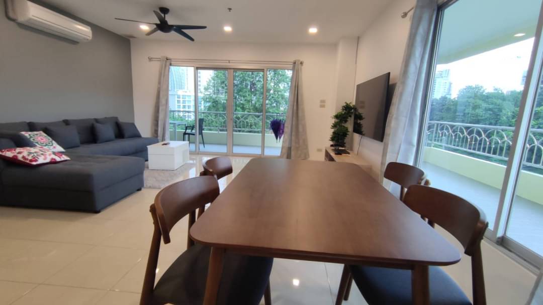 Nordic Park Hill/F3 1 BED · 1 BATH · 77 SQ M · LARGE BALCONY 5