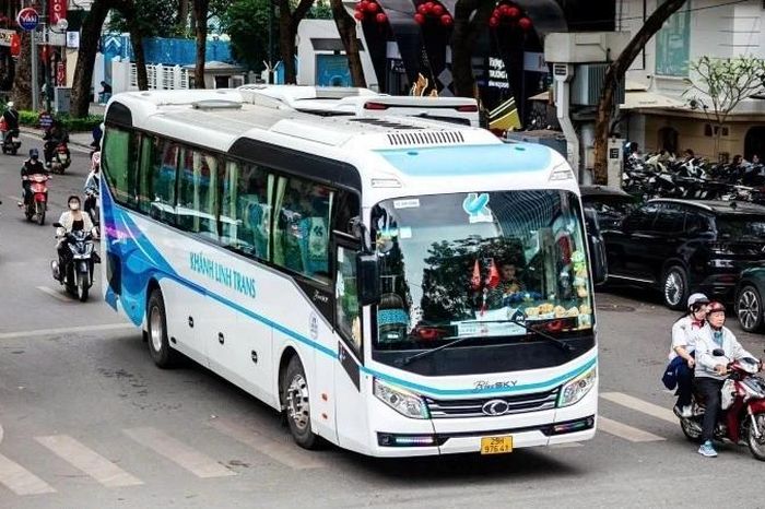 Đề xuất cho phép xe du lịch 29 chỗ được hoạt động 24/24h - Đài Phát thanh và truyền hình Hà Nội