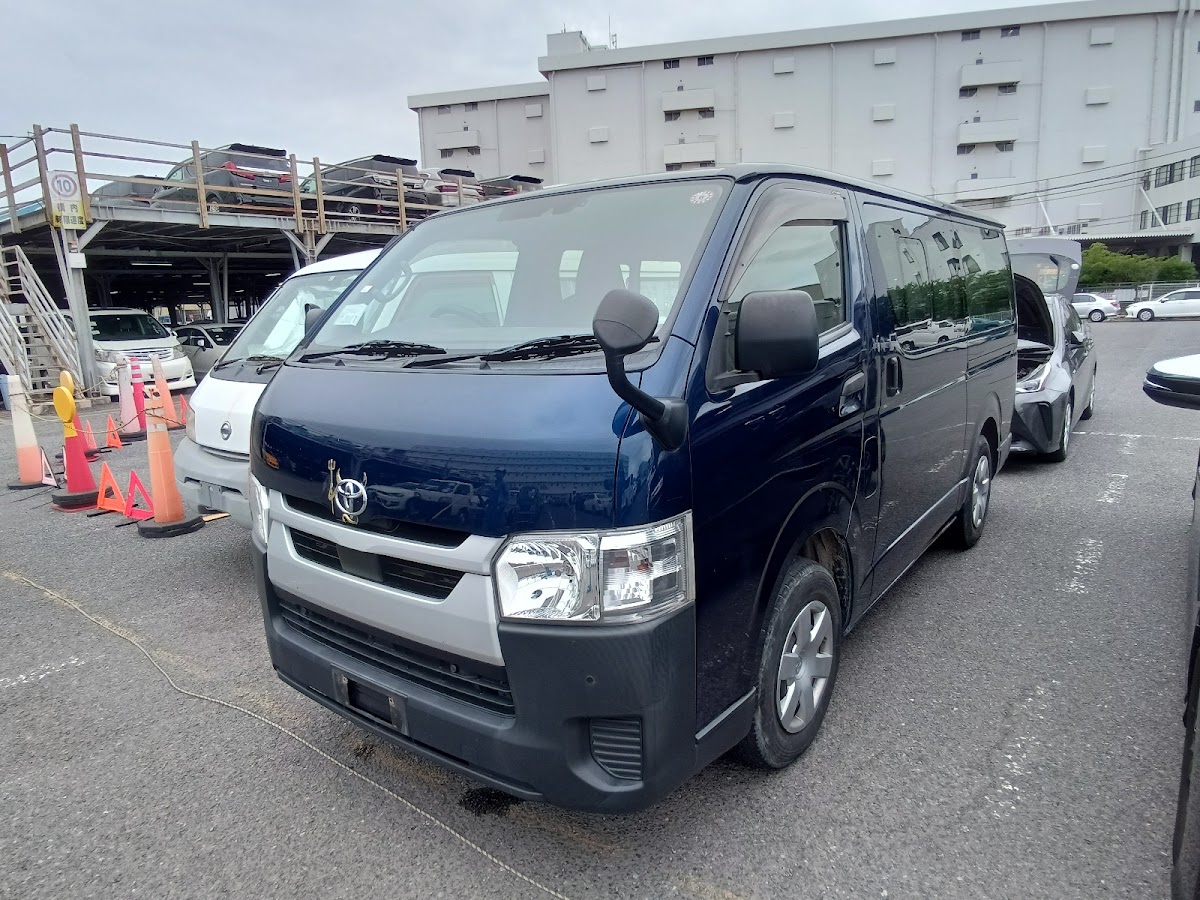 Toyota Hiace