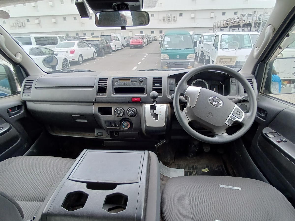 Toyota Hiace
