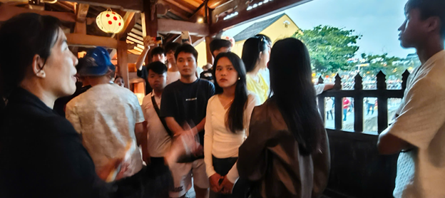 Sinh viên Sư phạm Địa lý Trường Đại học Đây Bắc thực tế chuyên môn tại Miền trung: hành trình kết nối lý thuyết và thực tiễn