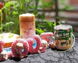 Buổi sáng chỉ cần một ly cà phê Dalgona, cùng miếng bánh Doremon phiên bản mặn với phomai, xúc xích, chà bông là đã có một khởi đầu hoàn hảo cho một ngày mới thêm hứng khởi