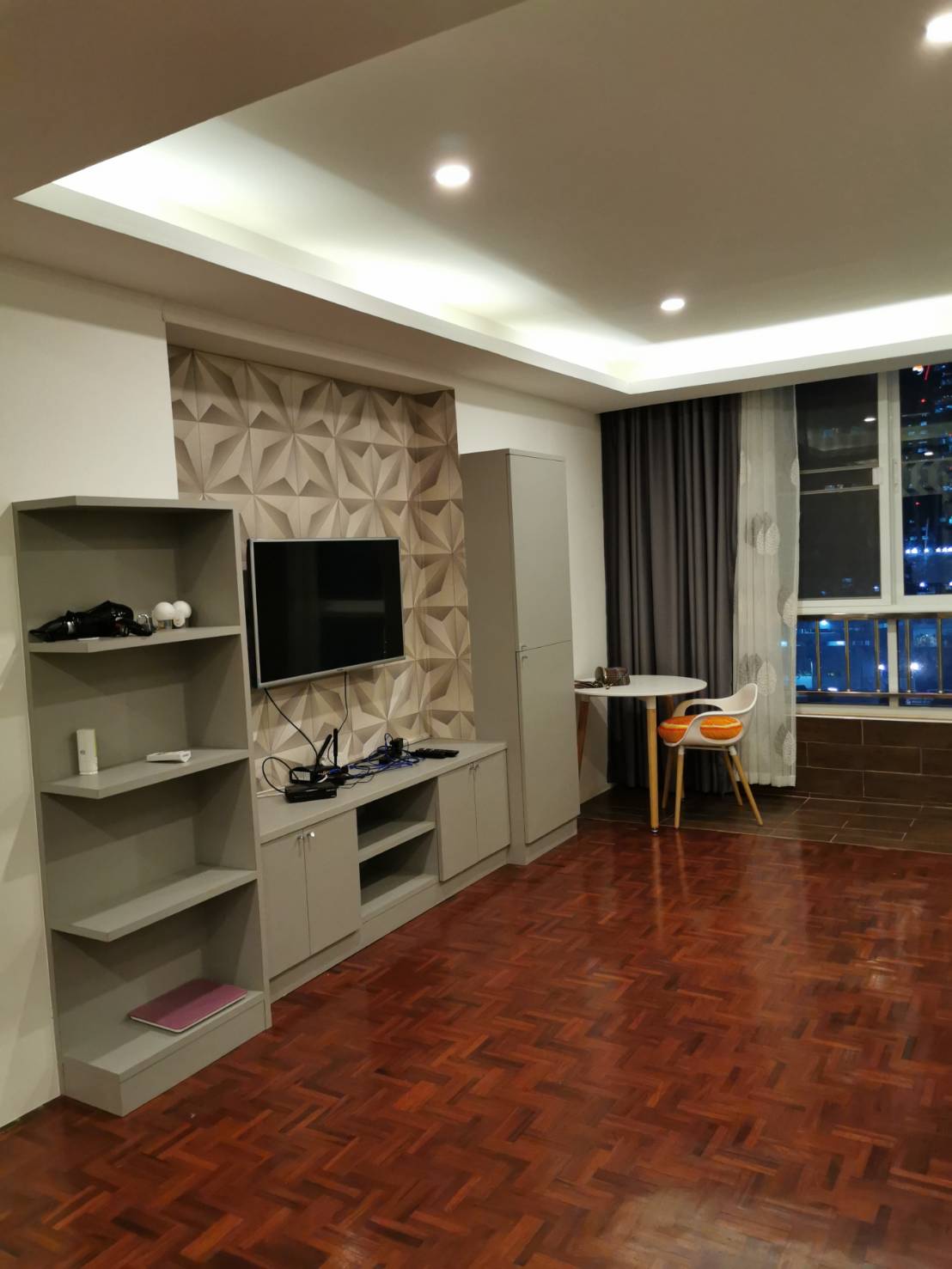 ตัวอย่างห้อง ZC300 ใน Siam Condominium