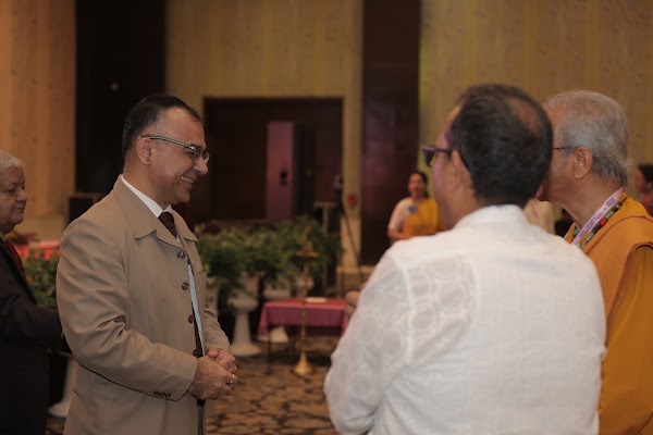 Warm moment between delegates