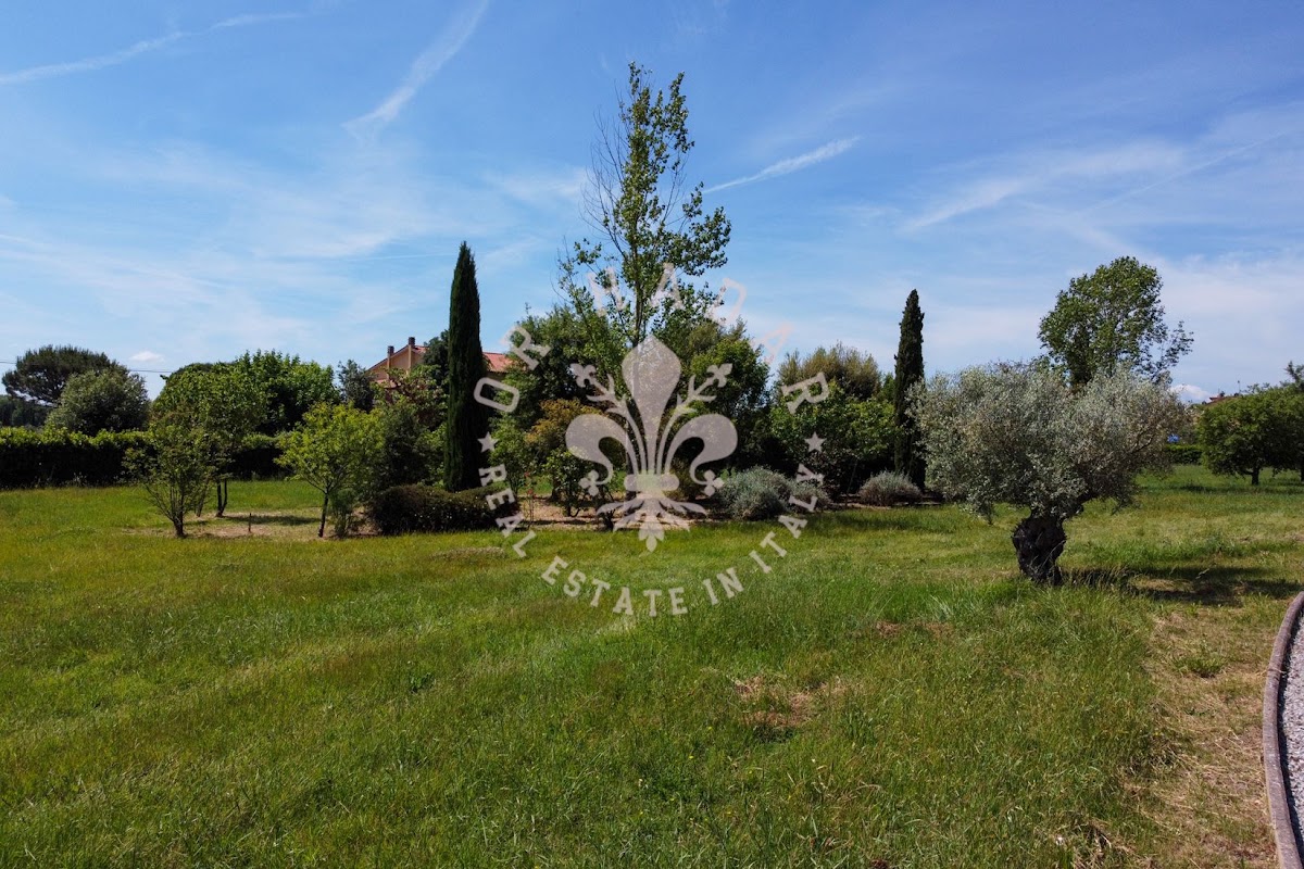וילה רוזטו (Villa Il Roseto) — 57