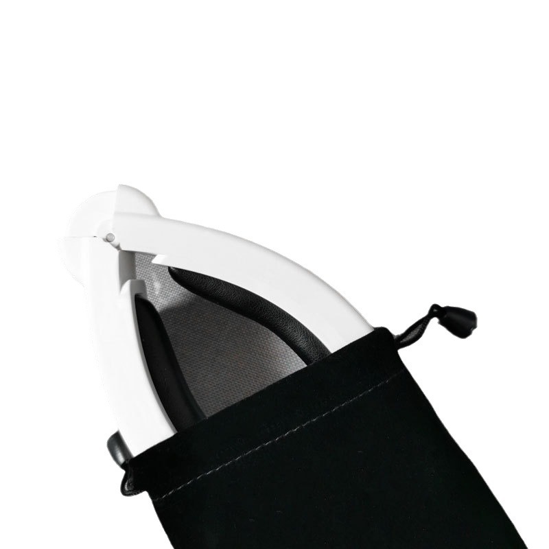 Portable light therapy glasses for everyday