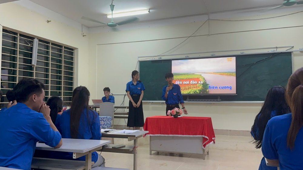 K67 Đại học Công nghệ thông tin B tổ chức Đại hội Lớp - Chi đoàn nhiệm kỳ 2026 – 2027