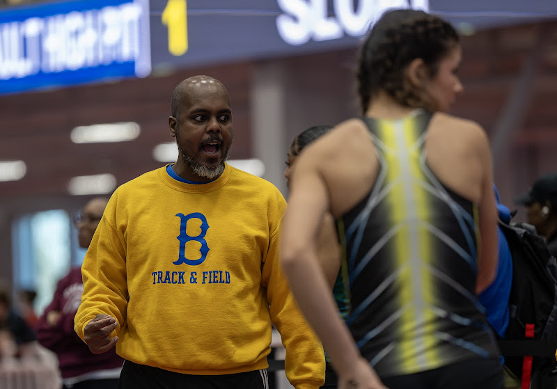 Photo from HS: Indoor Track & Field of Sirak Ogbagabir