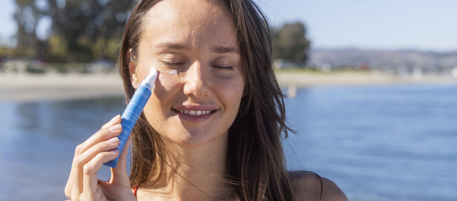 Why Are My Eyes Puffy After Swimming? How to De-Puff the Under-Eye Area