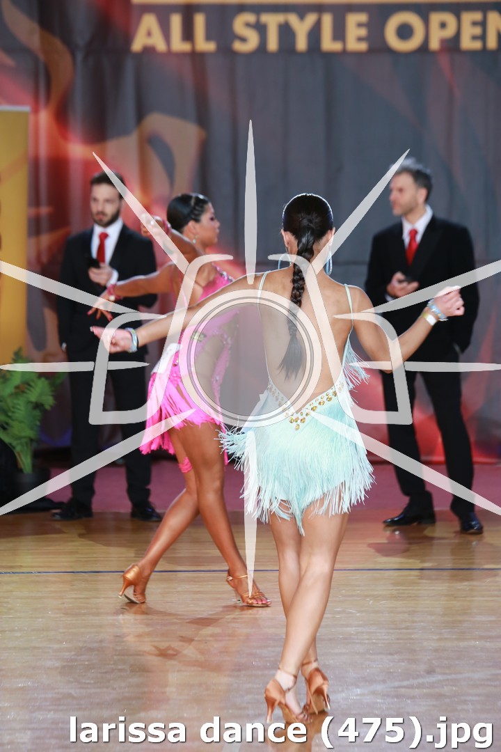 larissa dance (475).jpg