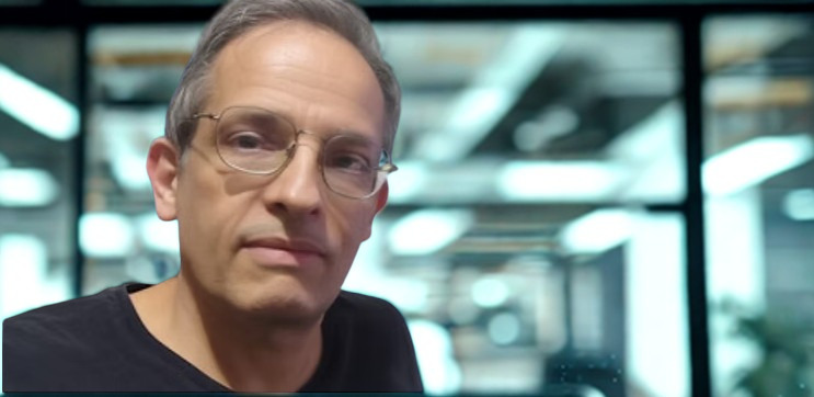 Medo da IA no trabalho: CEO da Hal.AI analisa tendências