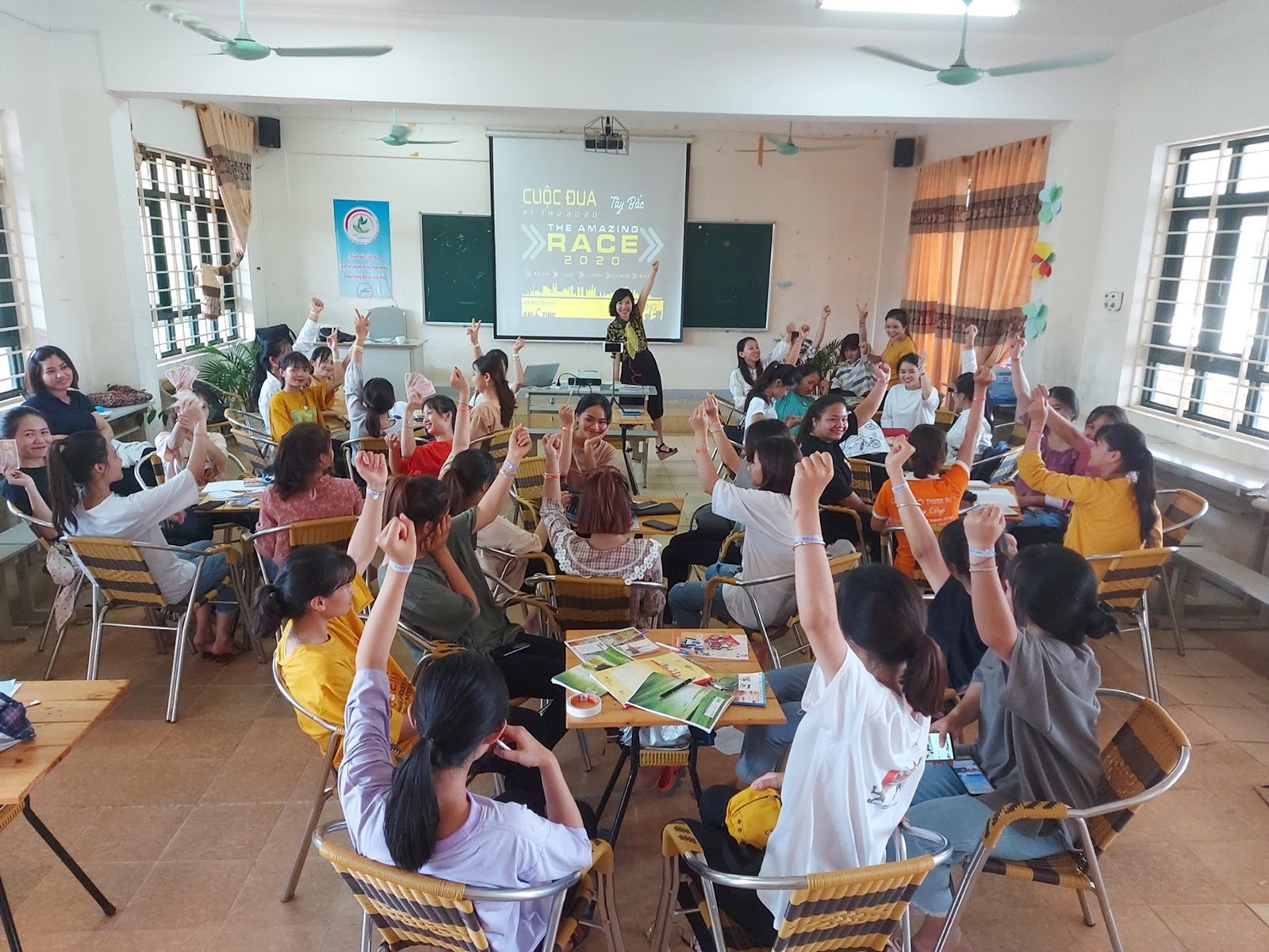 Hai giảng viên Trường Đại học Tây Bắc được Microsoft trao tặng danh hiệu Chuyên gia Giáo dục Sáng tạo Toàn cầu
